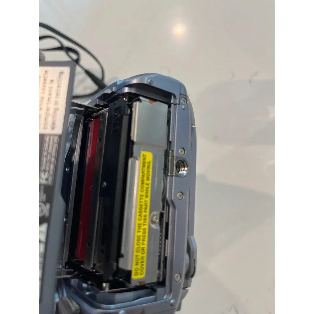 Canon‎ ZR500 MiniDV Digital Video Camcorder 800x Zoom CA-570 Adapter